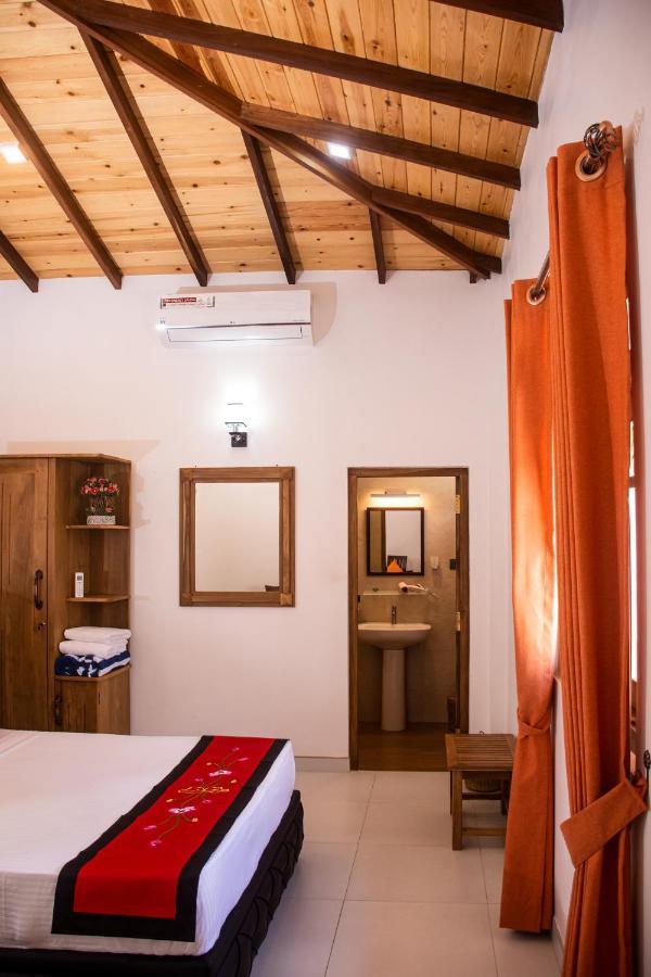 Danisco Leisure Bunglow Канді Екстер'єр фото